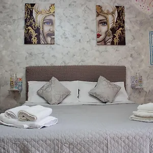 la-maison-sicula.catania-hotels.net/